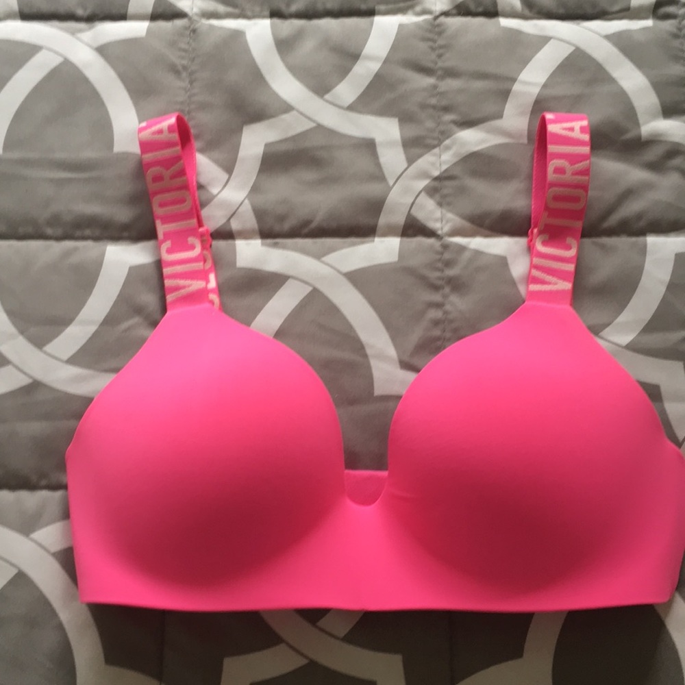 Victoria’s Secret Bra NWOT 34D